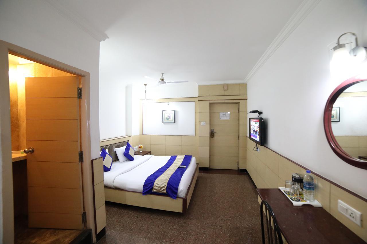 Maple Tree Hotel Chennai Exterior photo