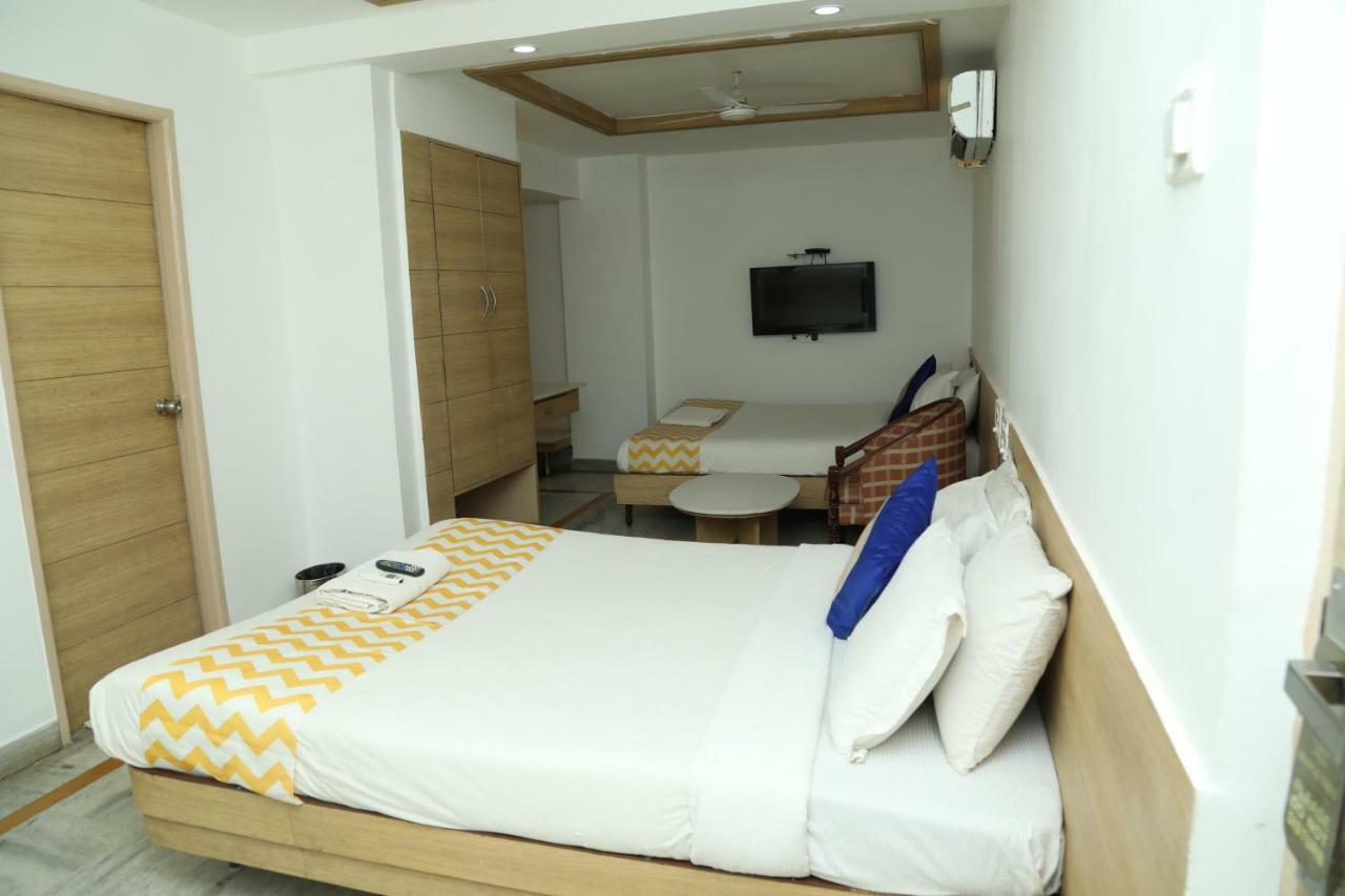 Maple Tree Hotel Chennai Exterior photo