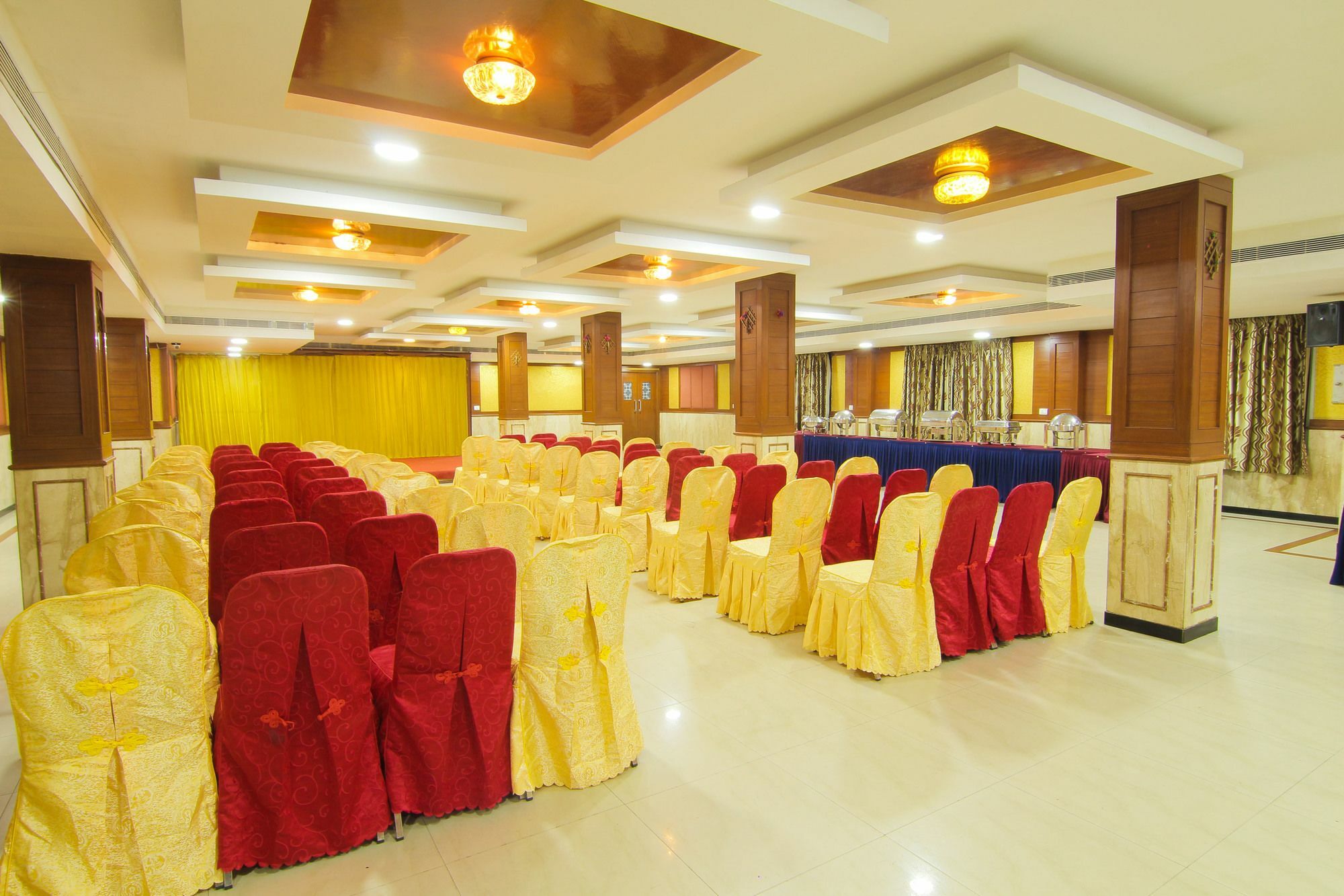 Maple Tree Hotel Chennai Exterior photo
