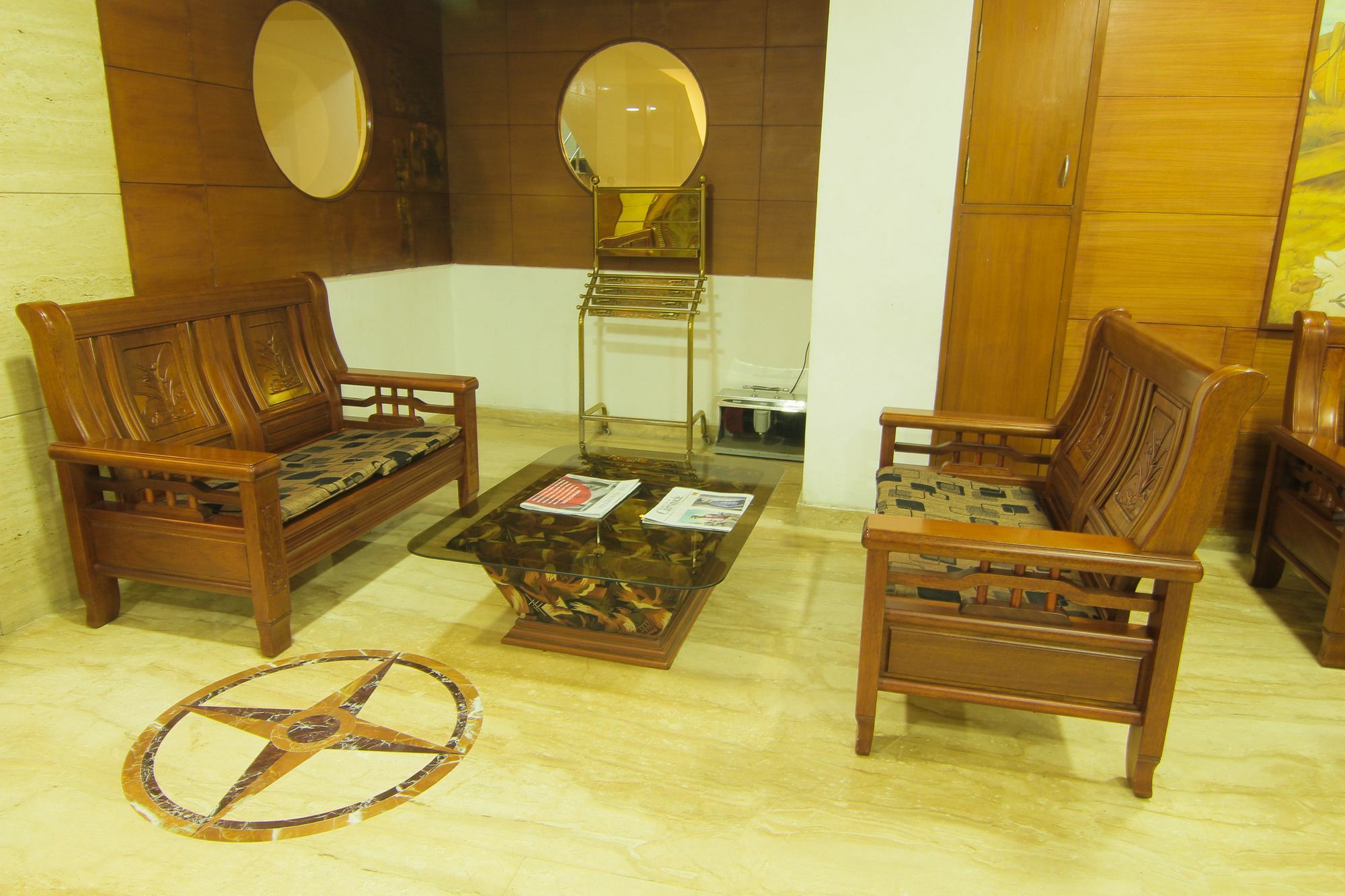 Maple Tree Hotel Chennai Exterior photo
