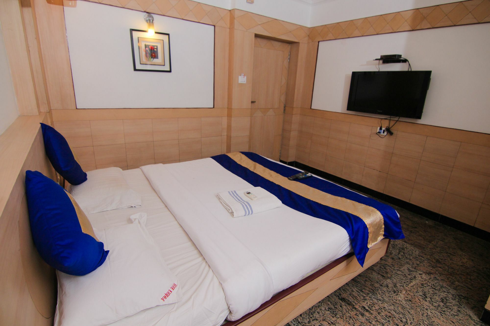 Maple Tree Hotel Chennai Exterior photo