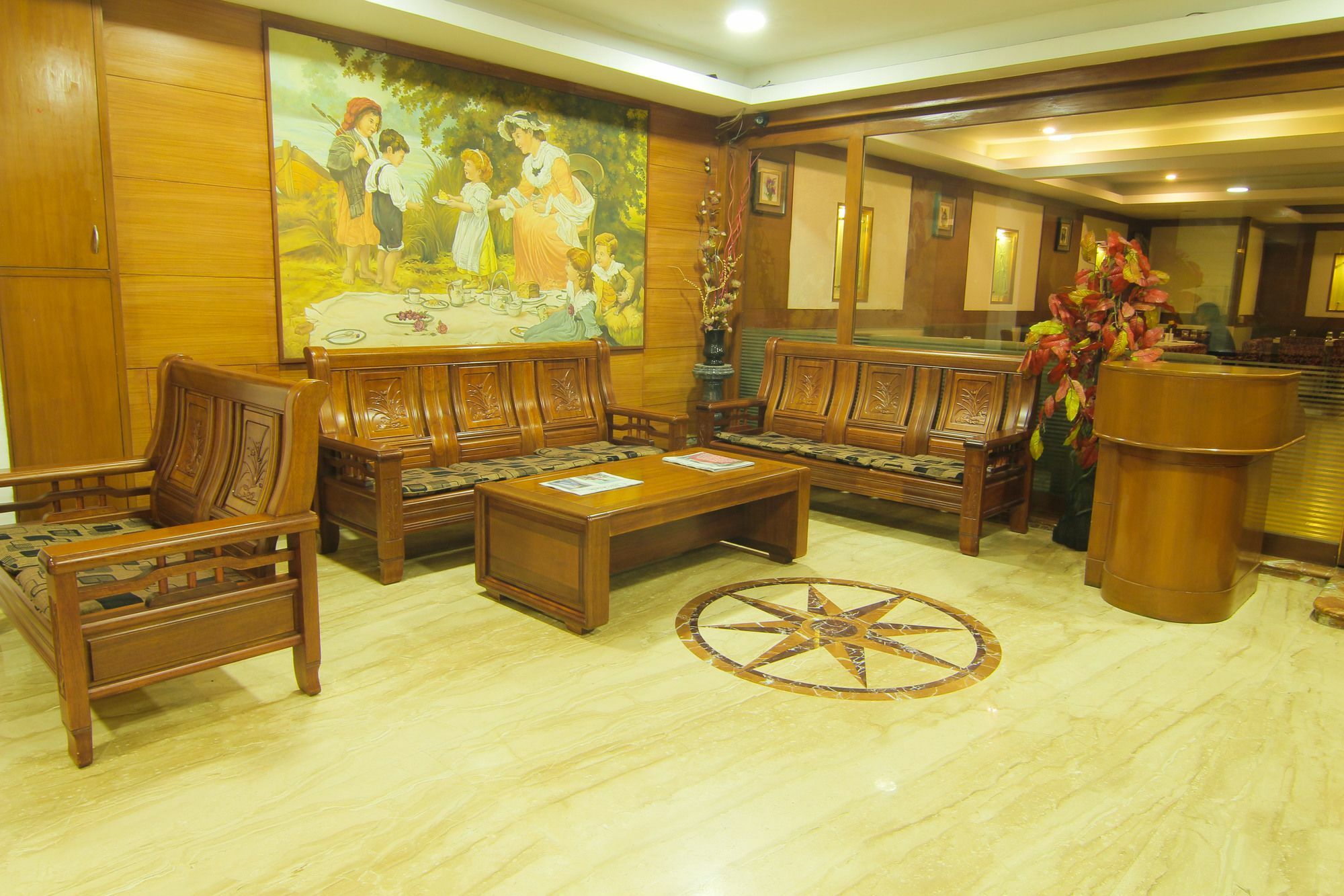 Maple Tree Hotel Chennai Exterior photo